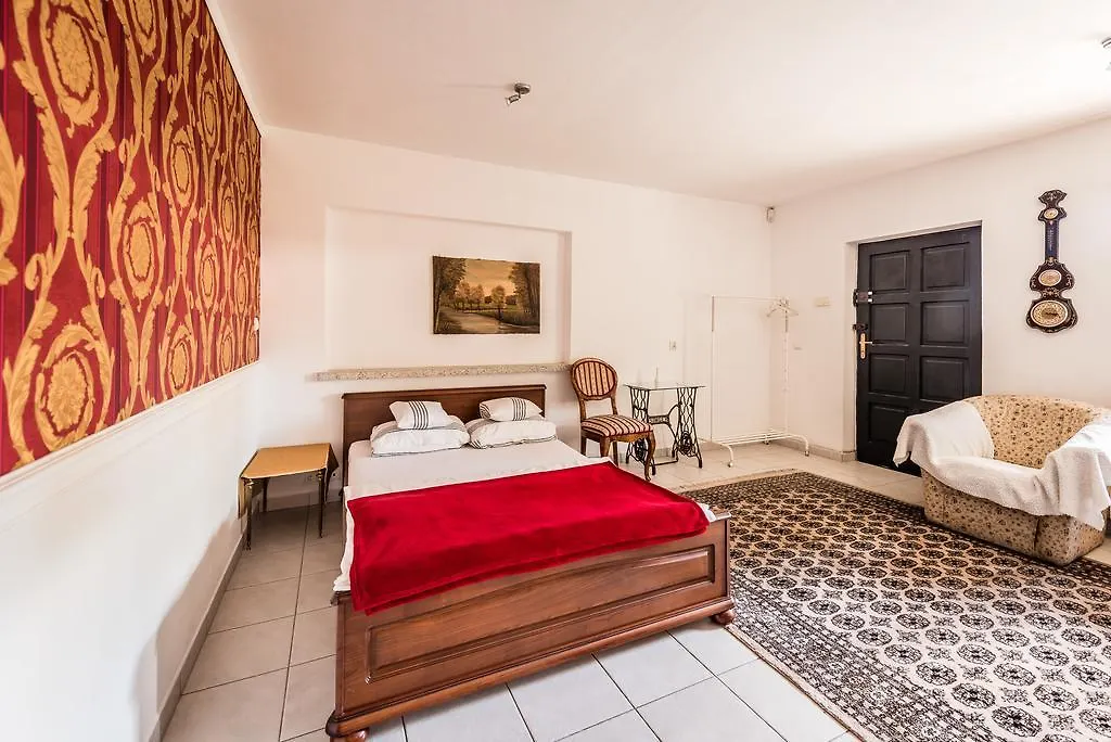 Pensjonat Hotel Dom pod Różą Rząska
